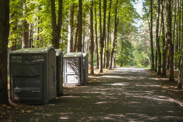 Best Portable restroom trailer rental  in Lamoni, IA