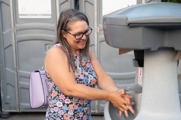 Best Porta potty rental near me  in Lamoni, IA